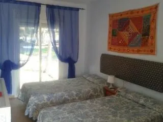 Guest house Alhaja Playa 2*