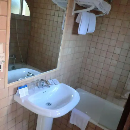 Guest house Alhaja Playa 2*